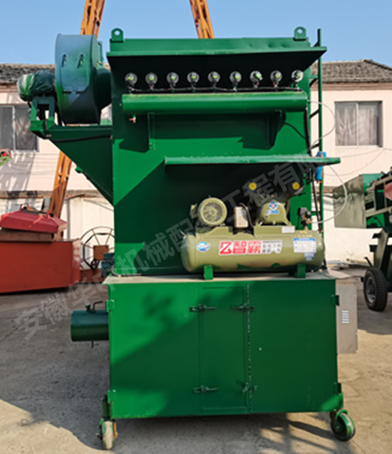 工厂中的小型脉冲布袋除尘器（单风道）