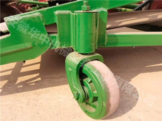 万向轮外圈带橡胶行走轮