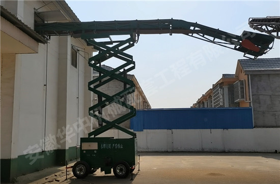 液压补仓皮带输送机工作场景