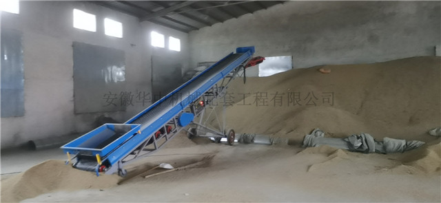 最新粮食登高皮带抛粮输送机图片