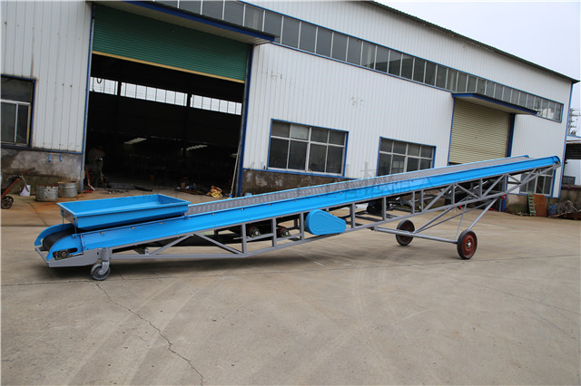 刚做好的登高皮带输送机图片