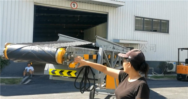 装车皮带输送机现场测试图片_副本