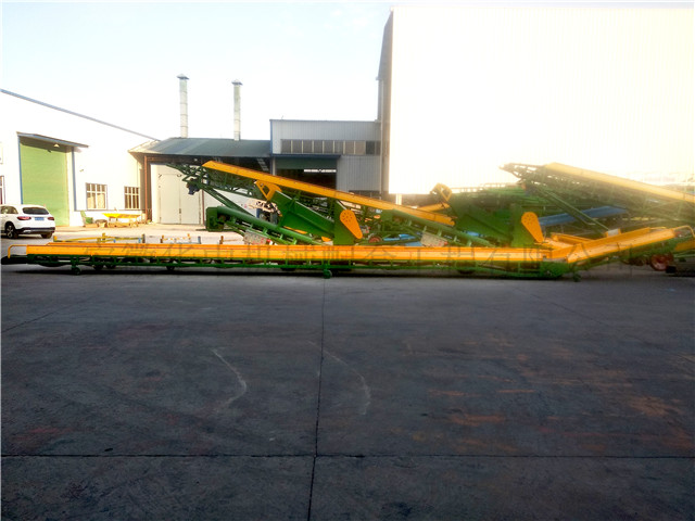 卸粮皮带输送机图片