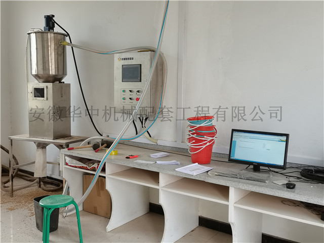 固定式扦样机控制室内部图片