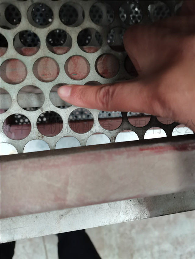 复合型振动筛更换后的筛片