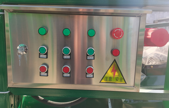 新型环保除尘清粮振动筛的电气控制箱