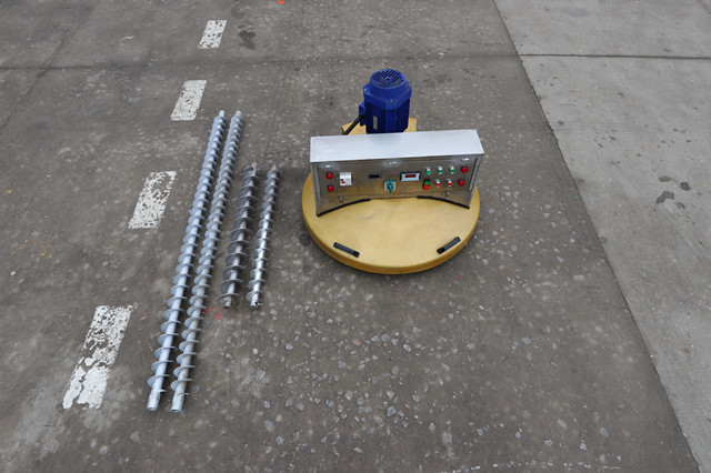 智能粮食翻仓机图片