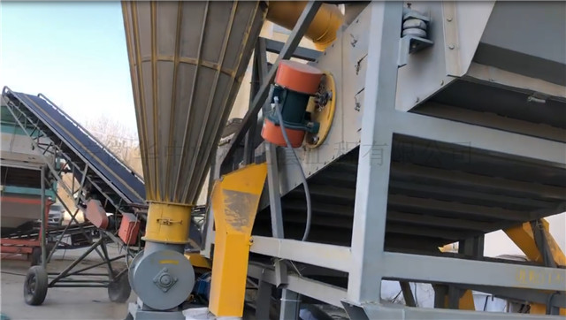 环保三层筛工作现场