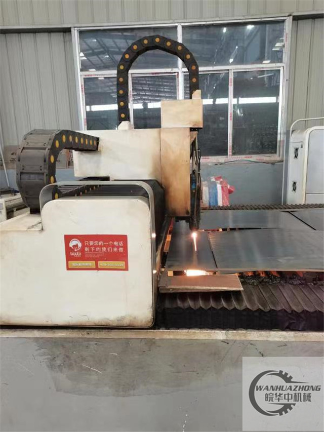 激光切割机图片