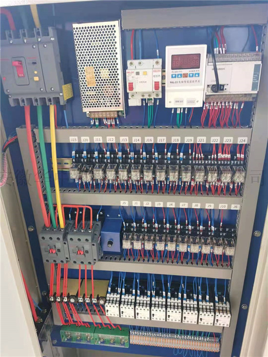 液压翻板卸车机电气控制箱走线图片