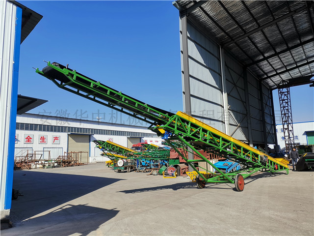 登高伸缩皮带输送机调试中图片