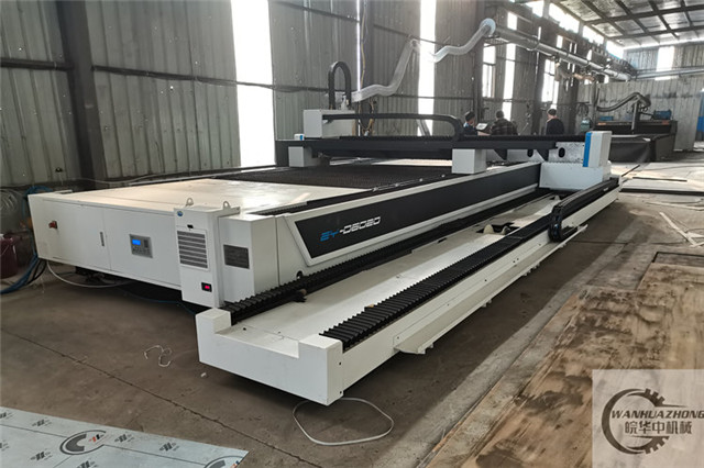 光纤激光切割机图片